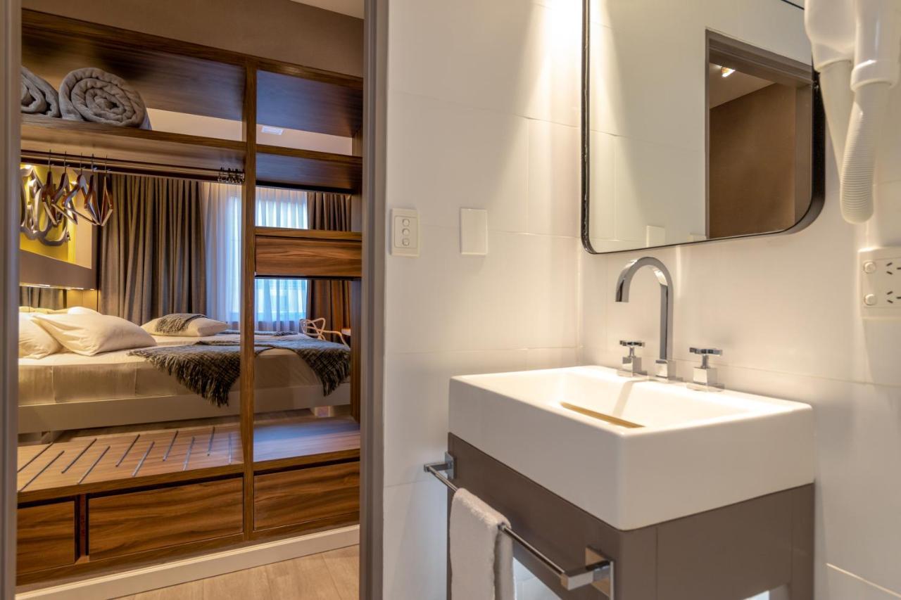 Quarto Duplo Standard