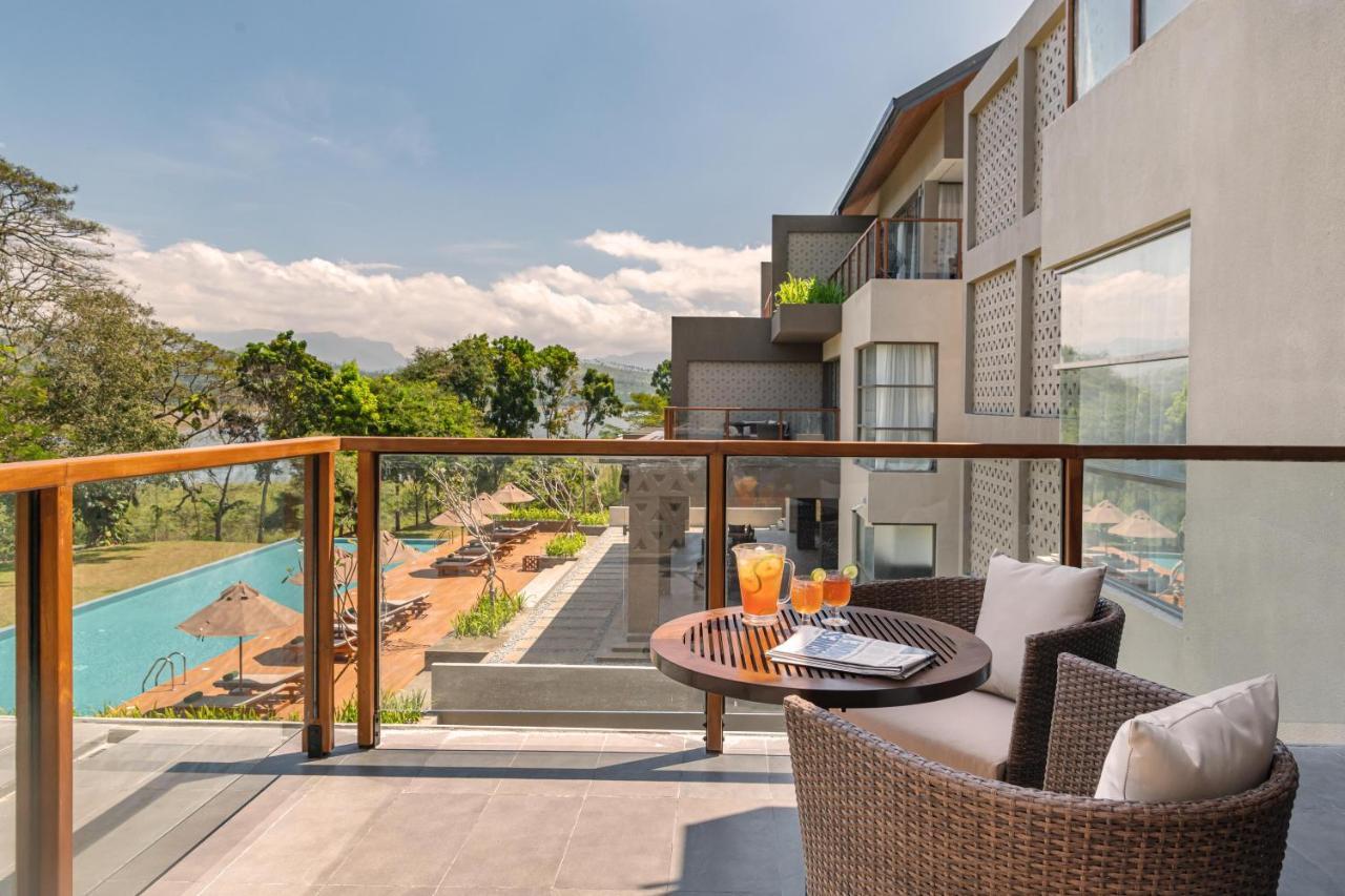 Kandyan Suite
