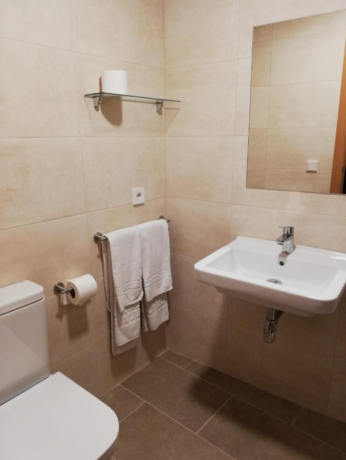 Twin Room Private Bathroom