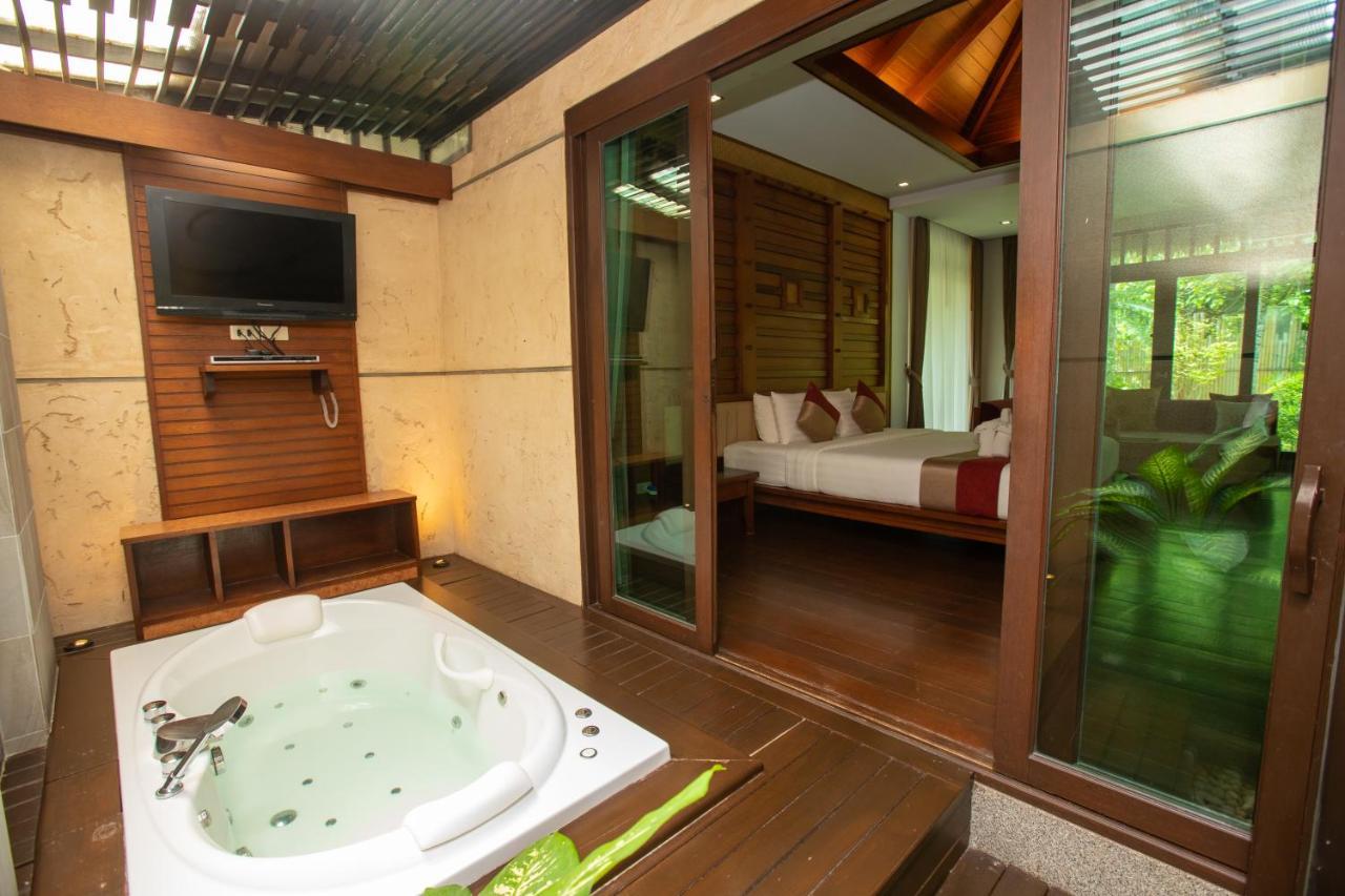 Jacuzzi Villa,1132593762:JPEG