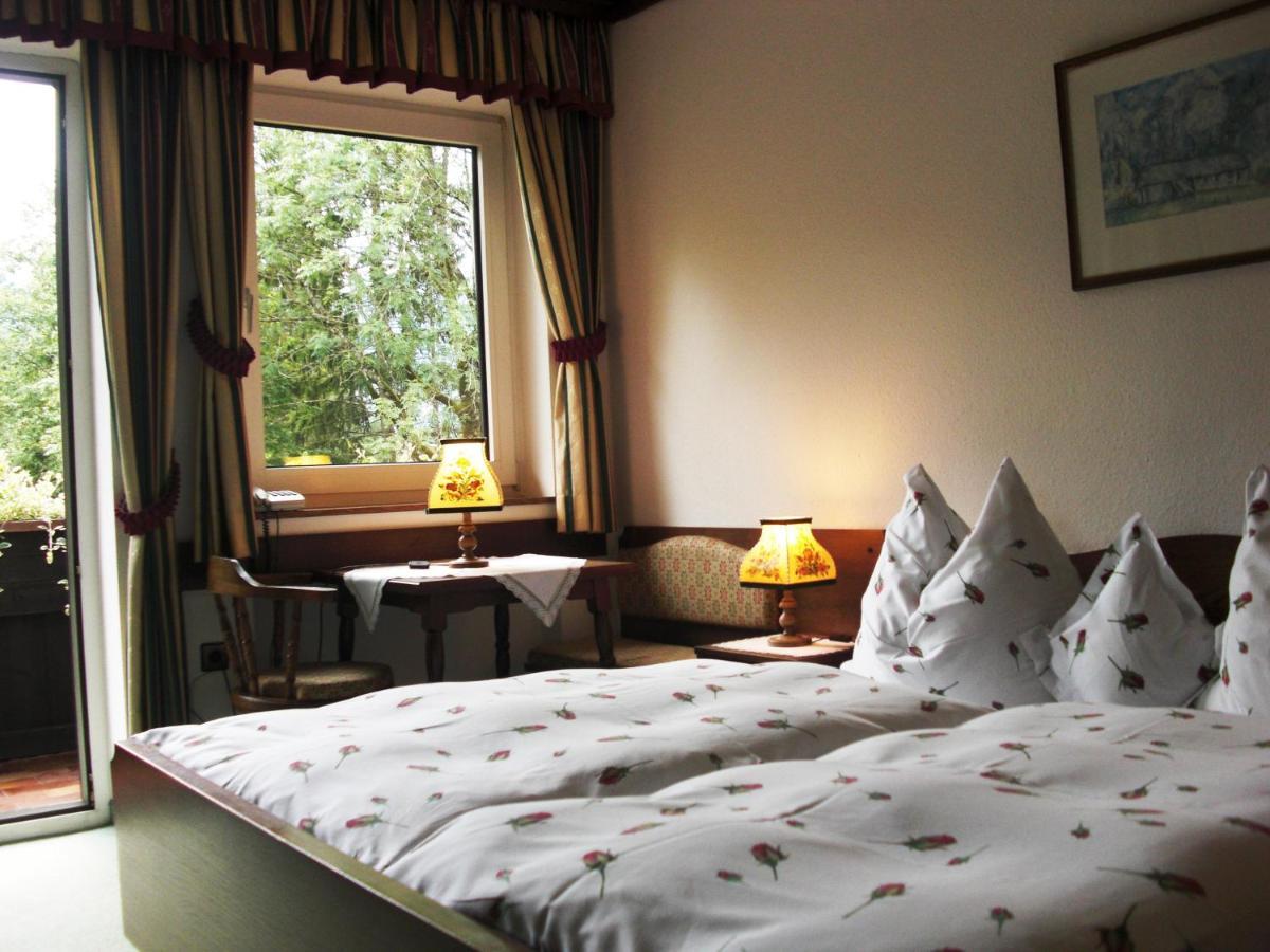 Doppelzimmer mit Balkon
