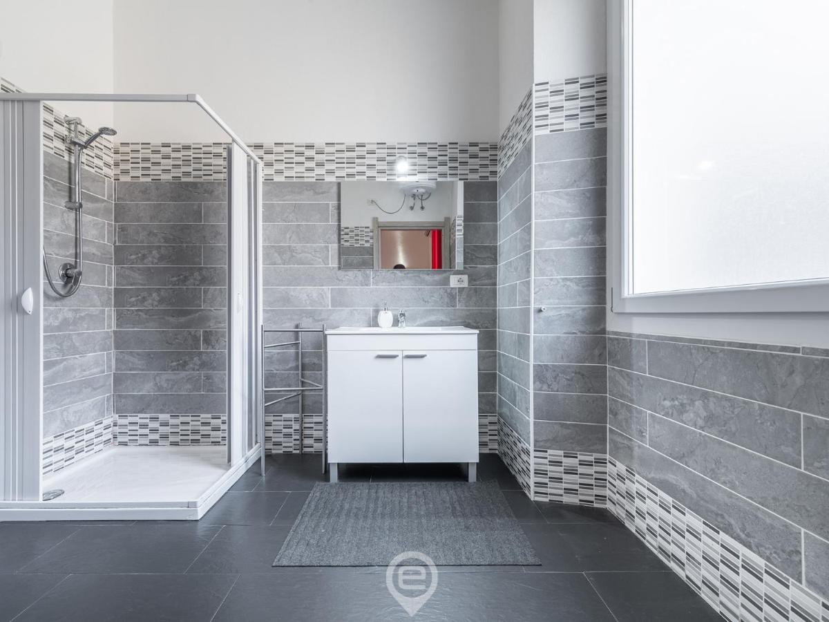 Triple Room Private Bathroom