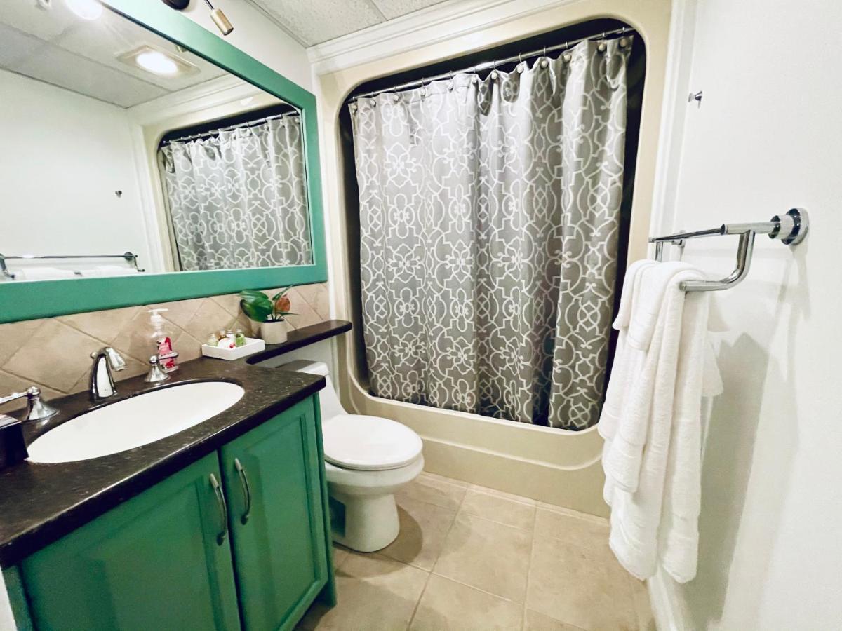 Family Room Bath