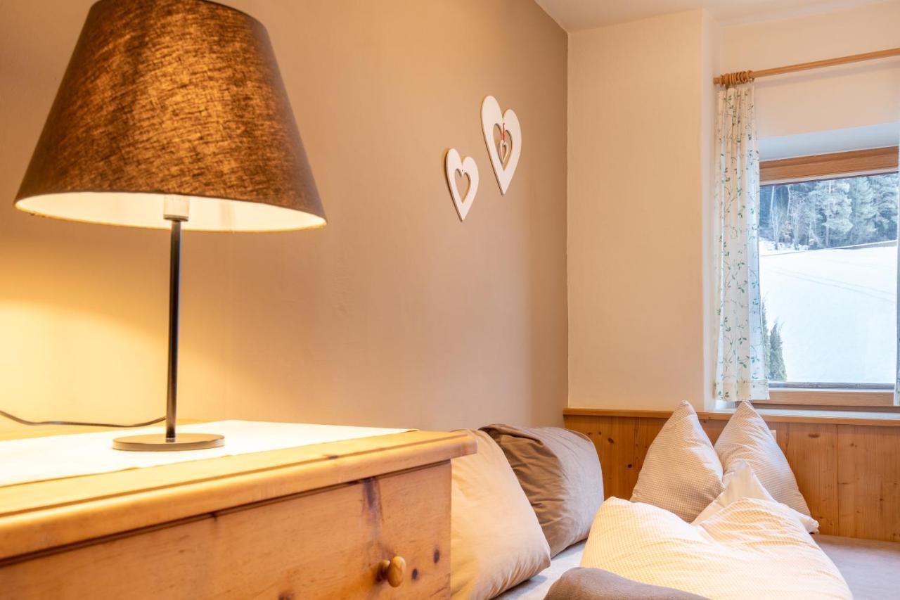 Two-Bedroom Apartment,1517729377:JPEG