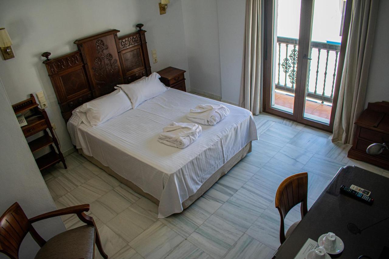 Double Room Side Sea View
