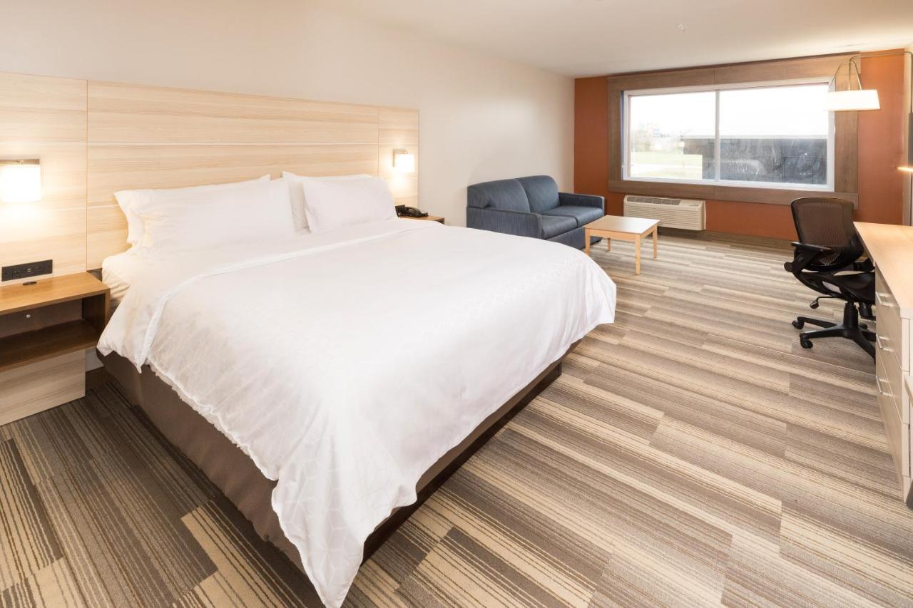 King Suite,1115199288:JPEG