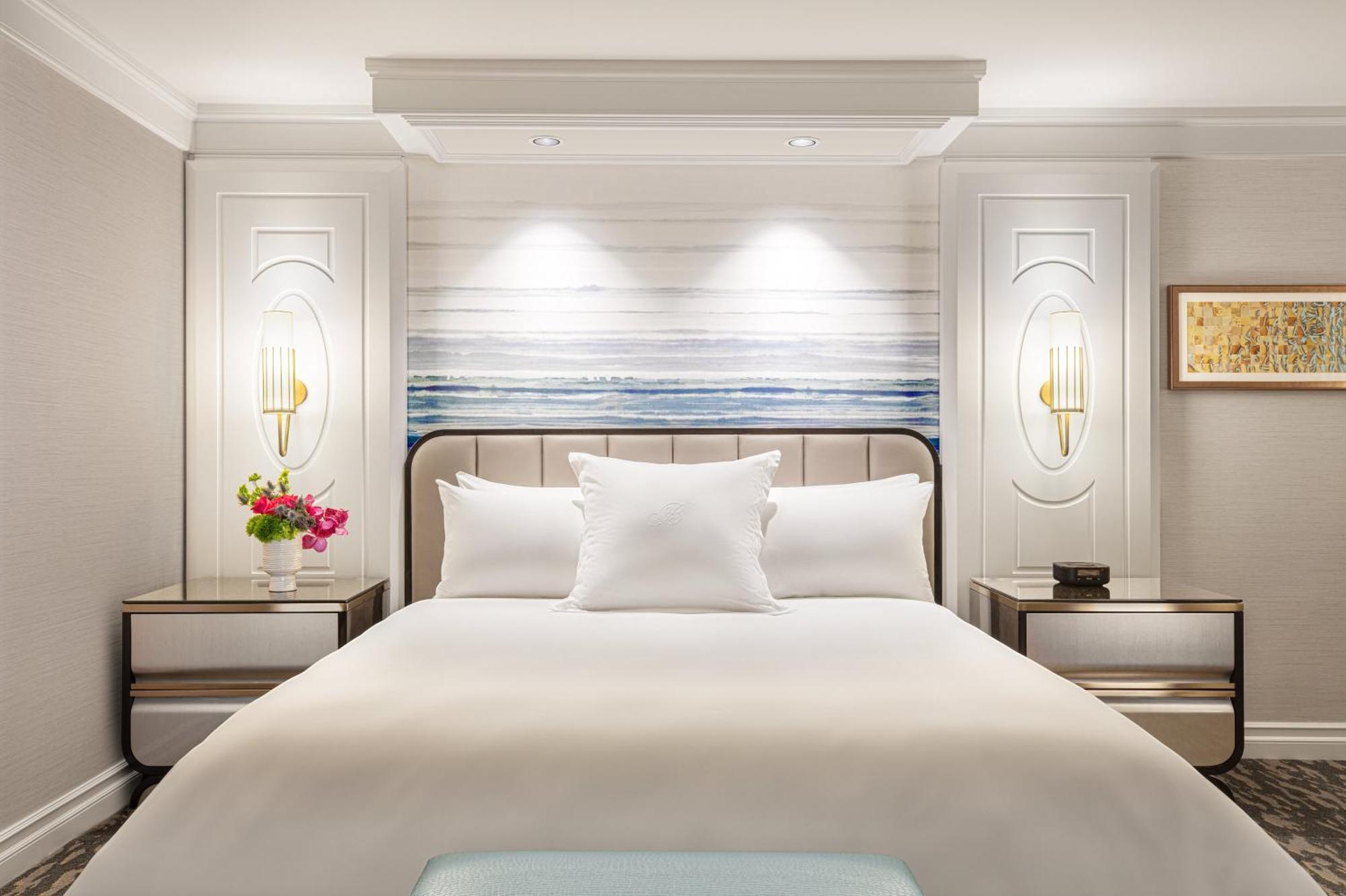 Chambre Lit King-Size avec Spa - Vue sur Strip
