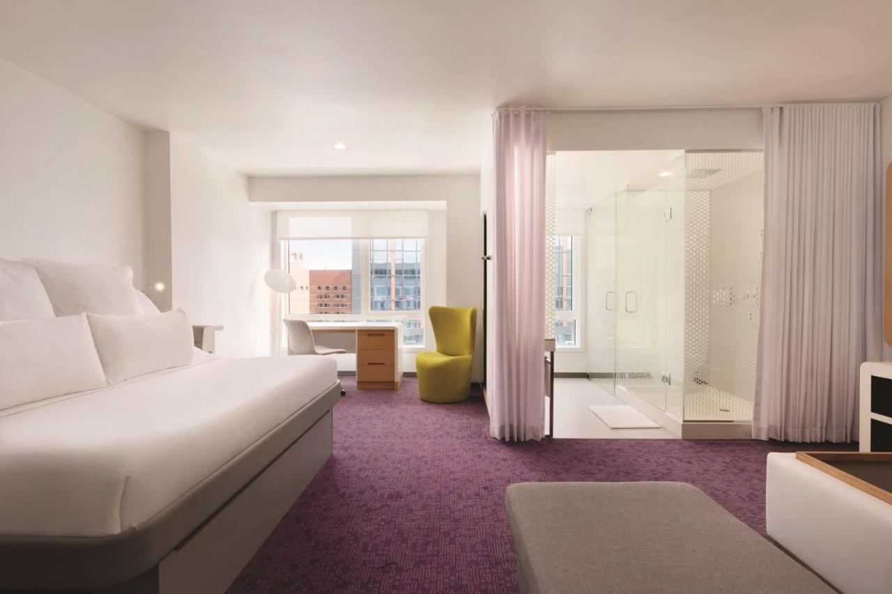 Quarto First com Cama King-size