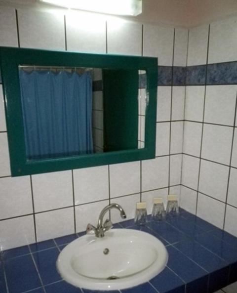 Doppel- oder Zweibettzimmer