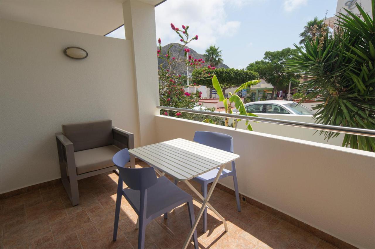 Twin Room Terrace
