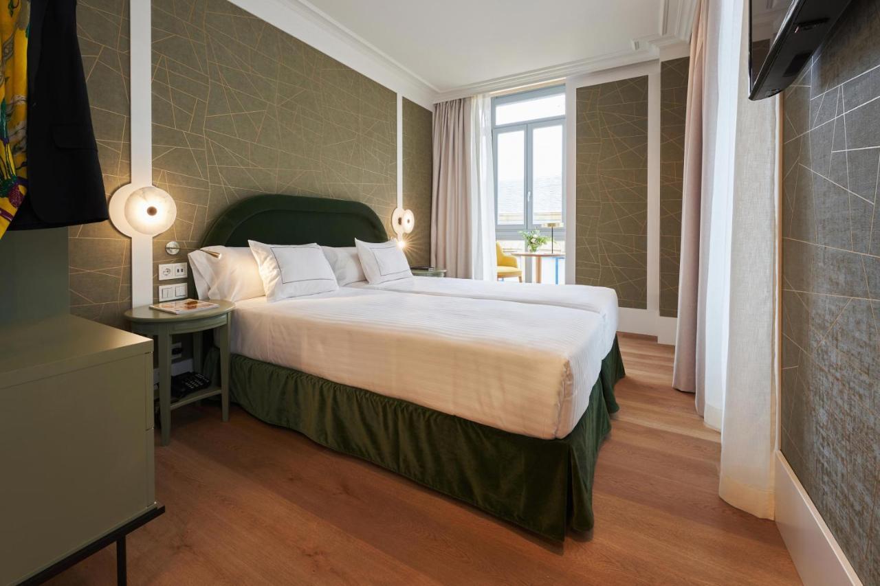 Twin Room City View