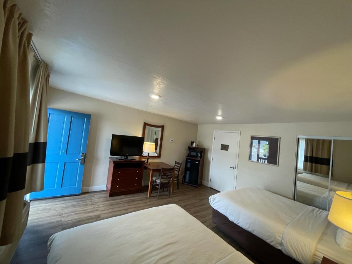 Suite met 2 Queensize Bedden - Geschikt voor Gasten met een Lichamelijke Beperking - Rookvrij