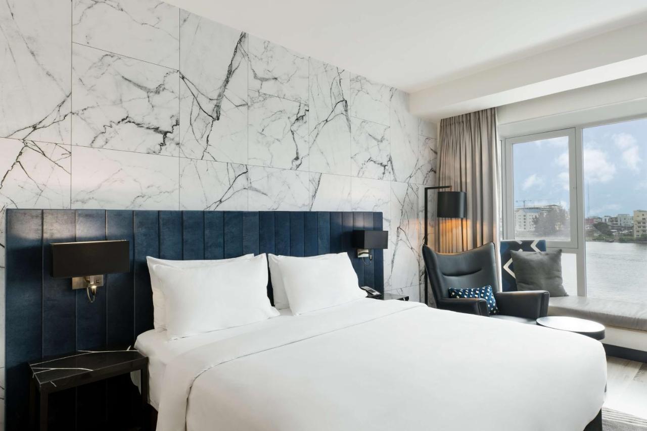 Suite with Lagoon View and Lounge Access,1612974151:JPEG