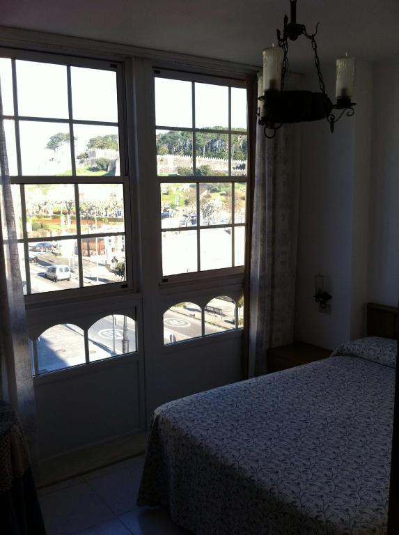 Double or Twin Room Sea View