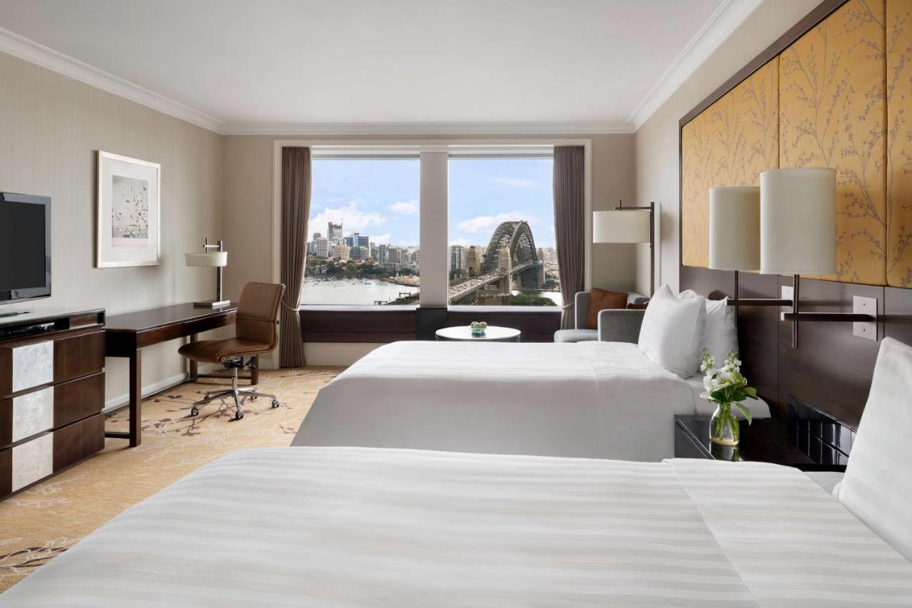 Deluxe Harbour Bridge Twin