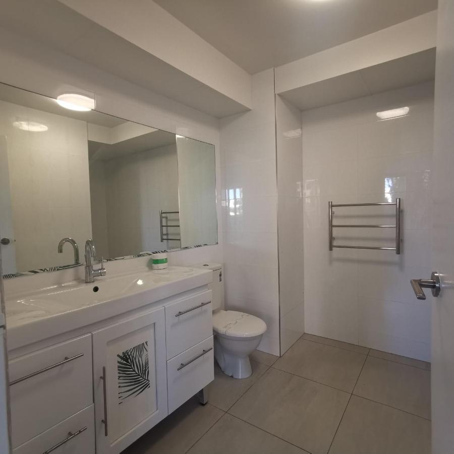 Deluxe Two-Bedroom Apartment