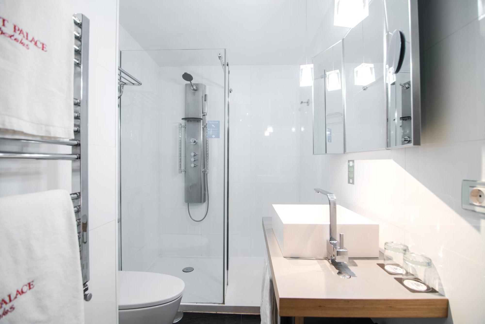 Double Room 1