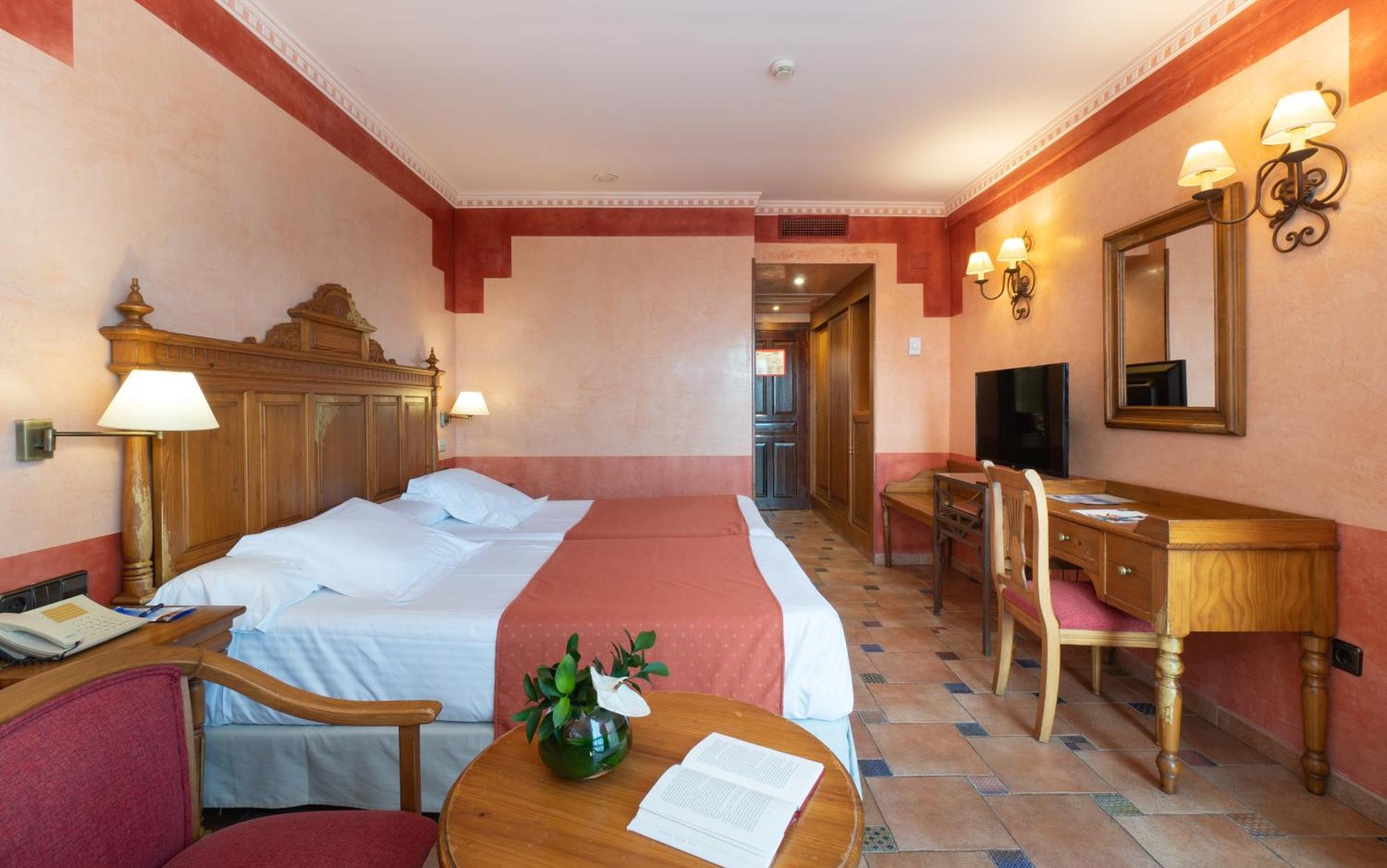 Double or Twin Room Partial Sea View
