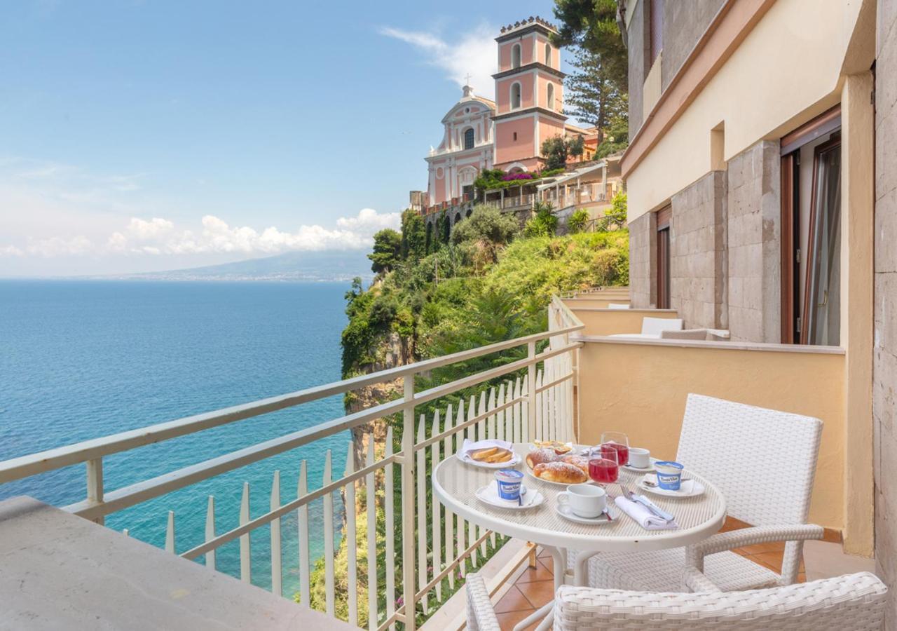 Chambre Double avec Balcon - Vue sur Mer
