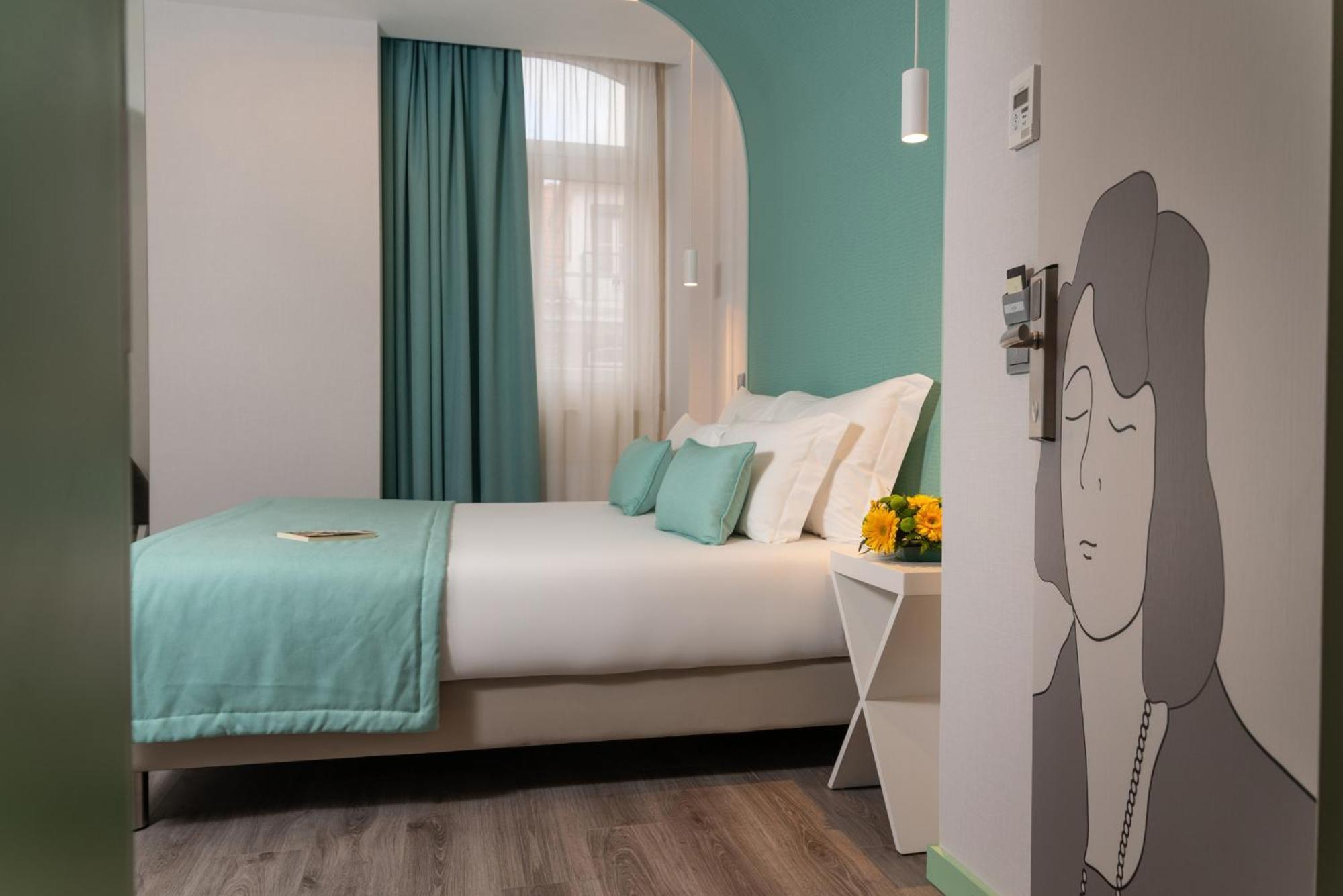 Superior Double or Twin Room,1215904264:JPEG