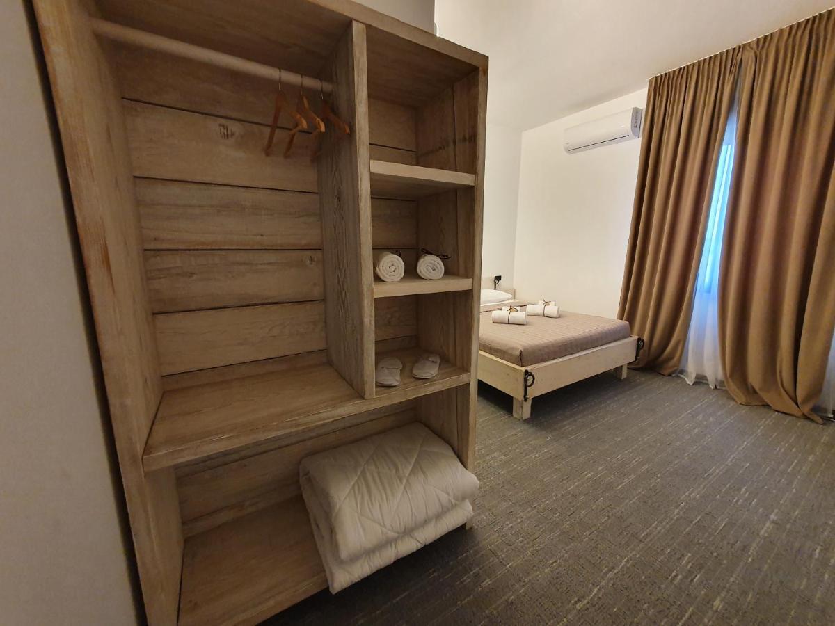 Double Room Private Bathroom