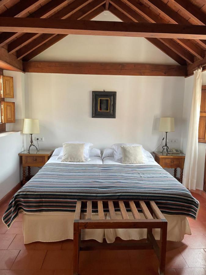 Superior Double or Twin Room Space,1226220653:JPEG
