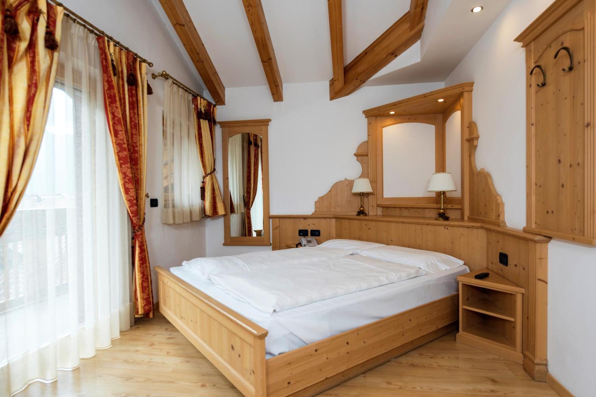 Classic Double or Twin Room