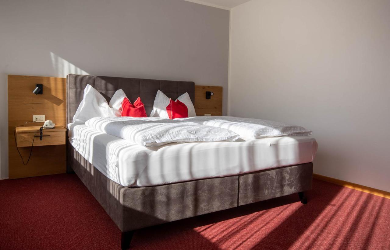 Double Room Mountain View
