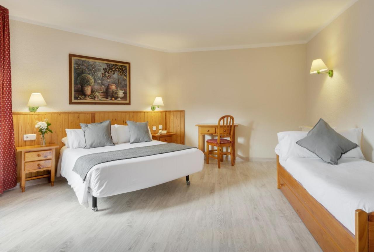 Double Room Two Extra beds