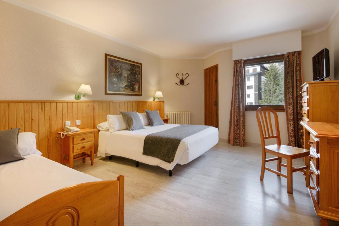 Double Room Two Extra beds