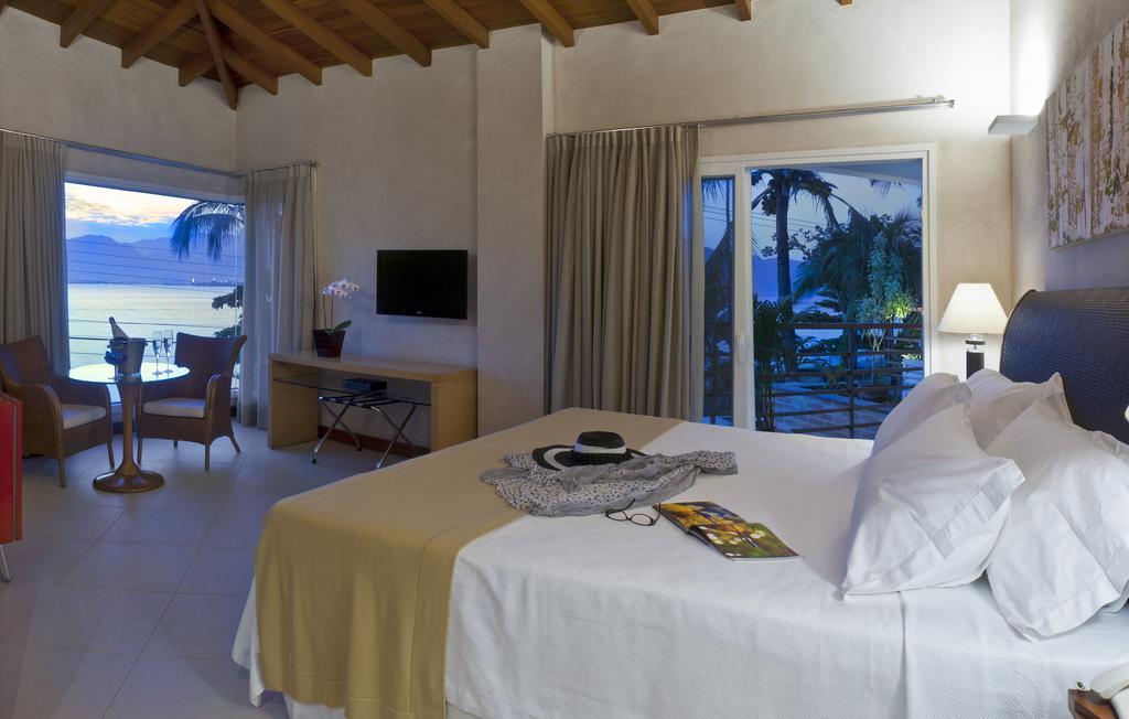 Quarto Duplo com Vista Panorâmica do Mar