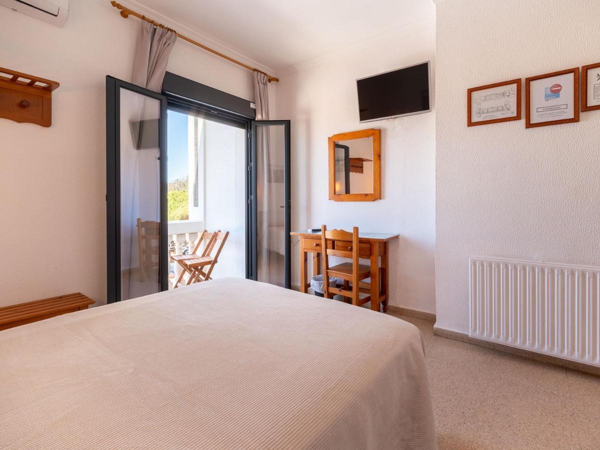 Double room partial sea view