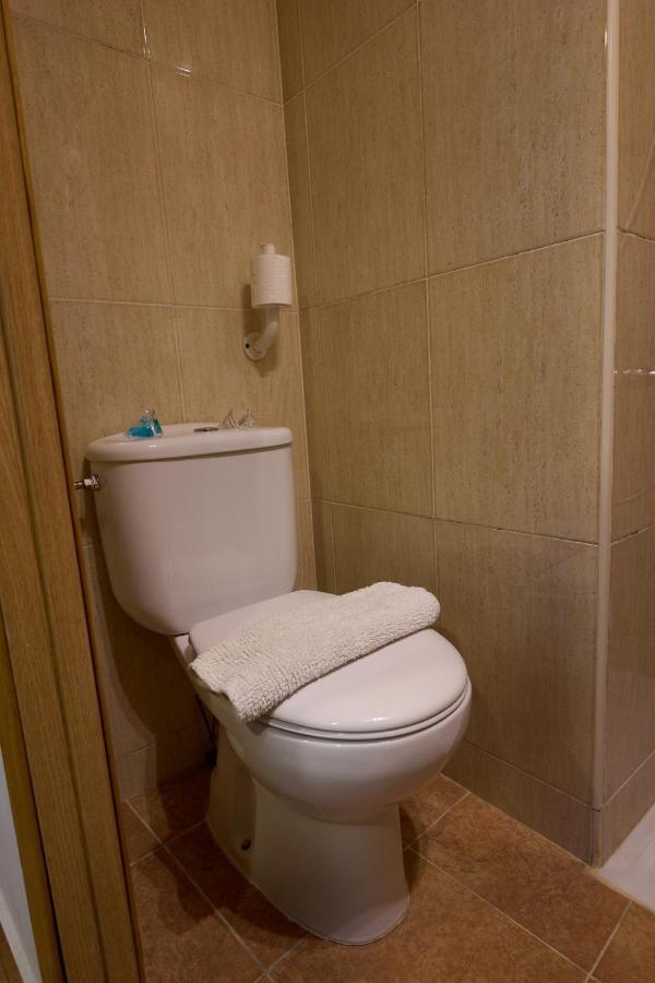 Single Room,1580186436:JPEG