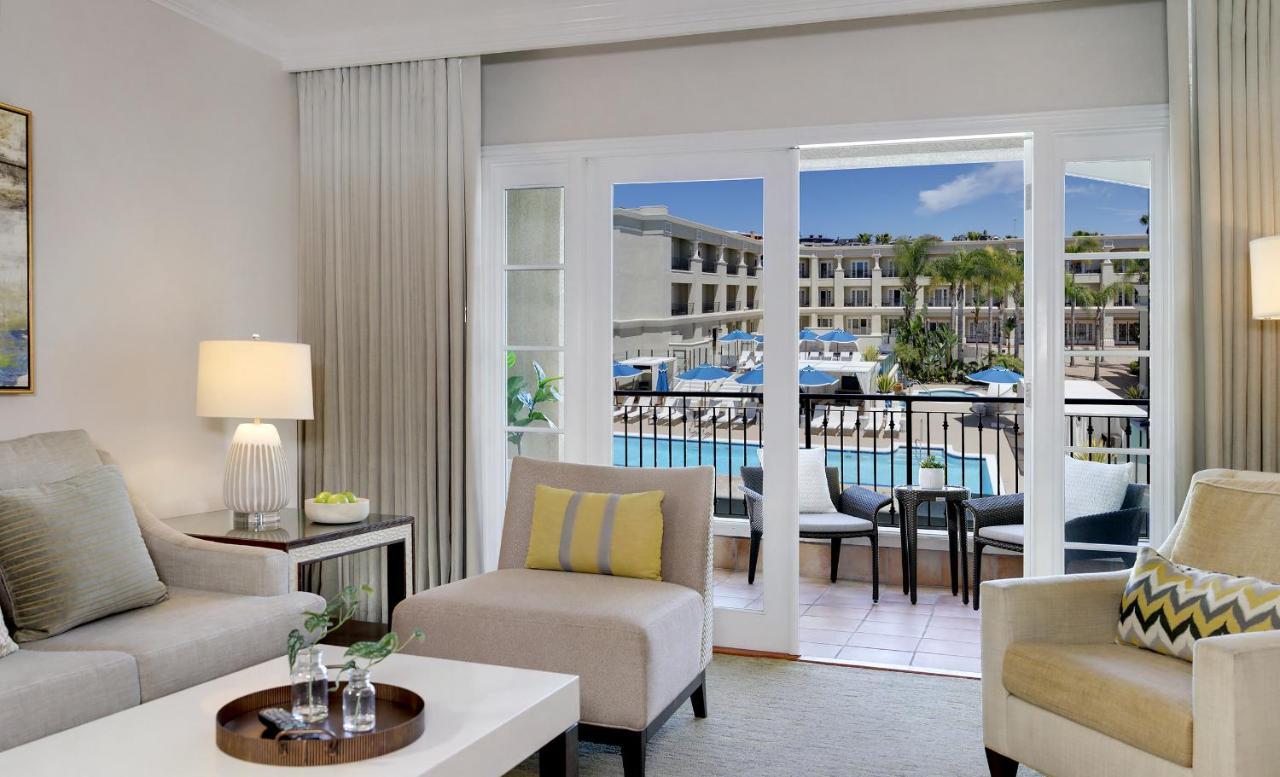 Suite de 1 dormitorio con vistas al patio
