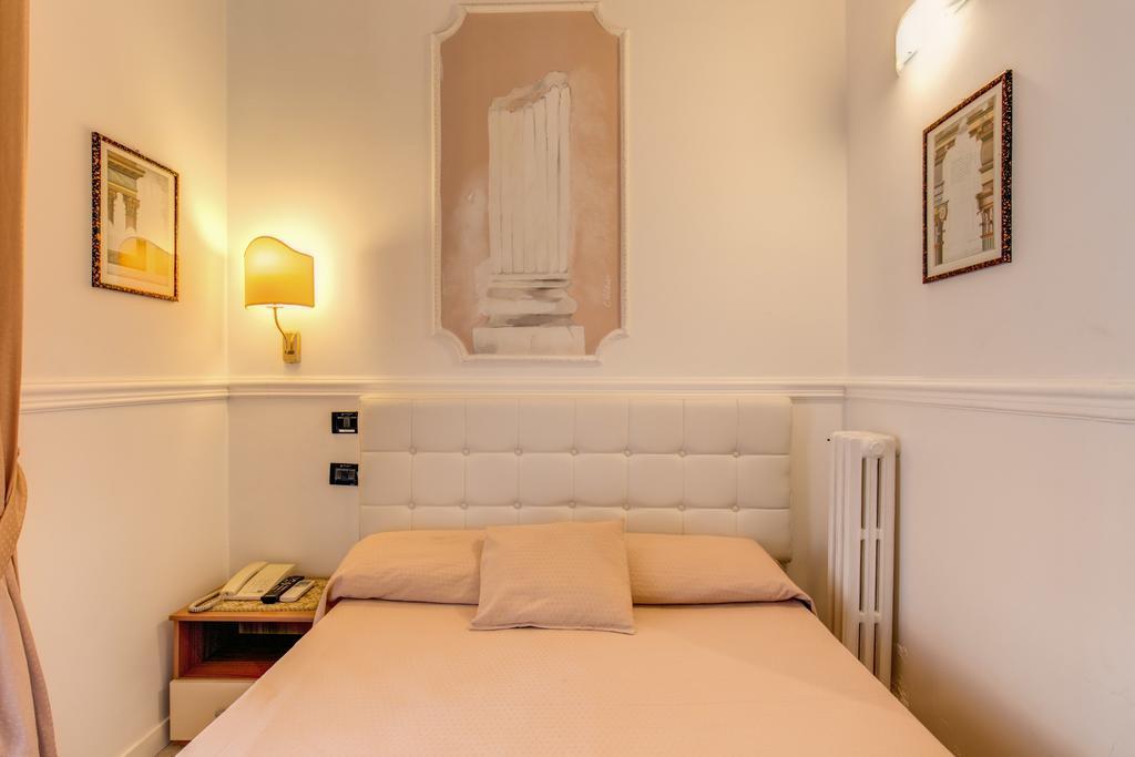 Petite Chambre Double avec Petit Lit Double