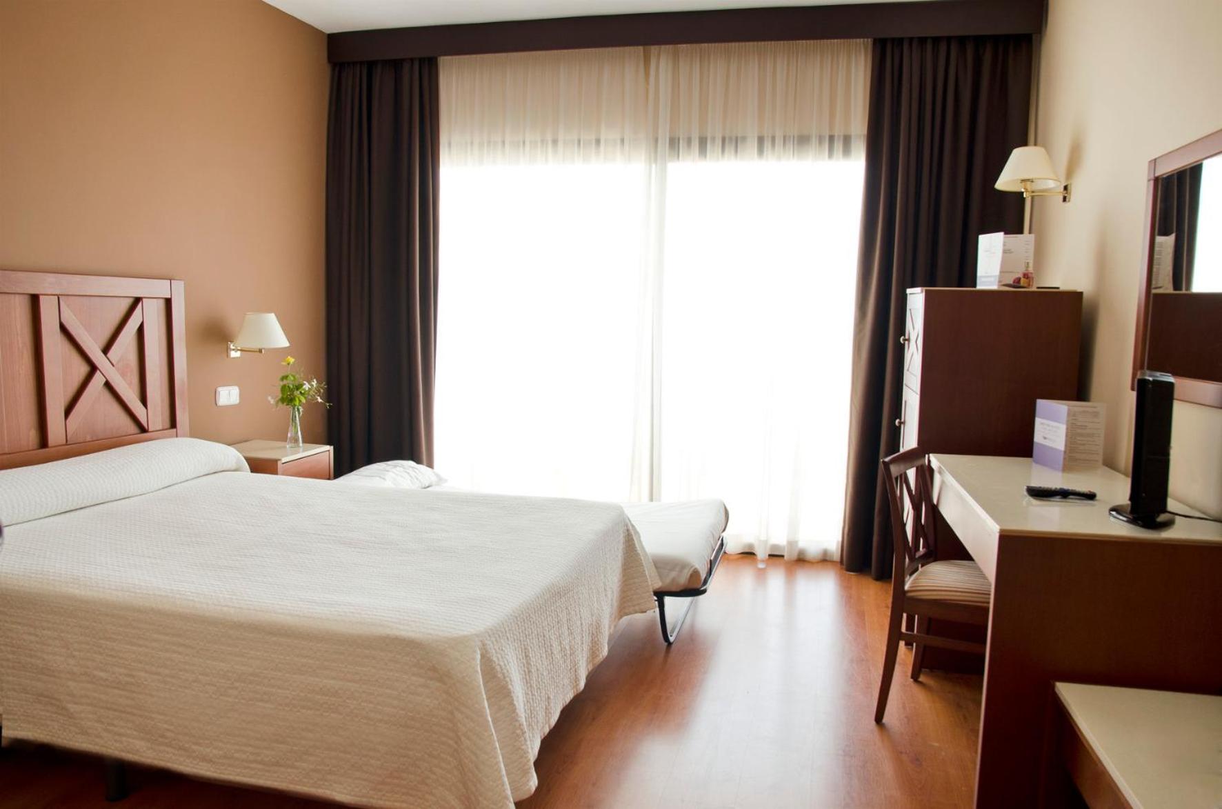 Double or Twin Room Extra Bed