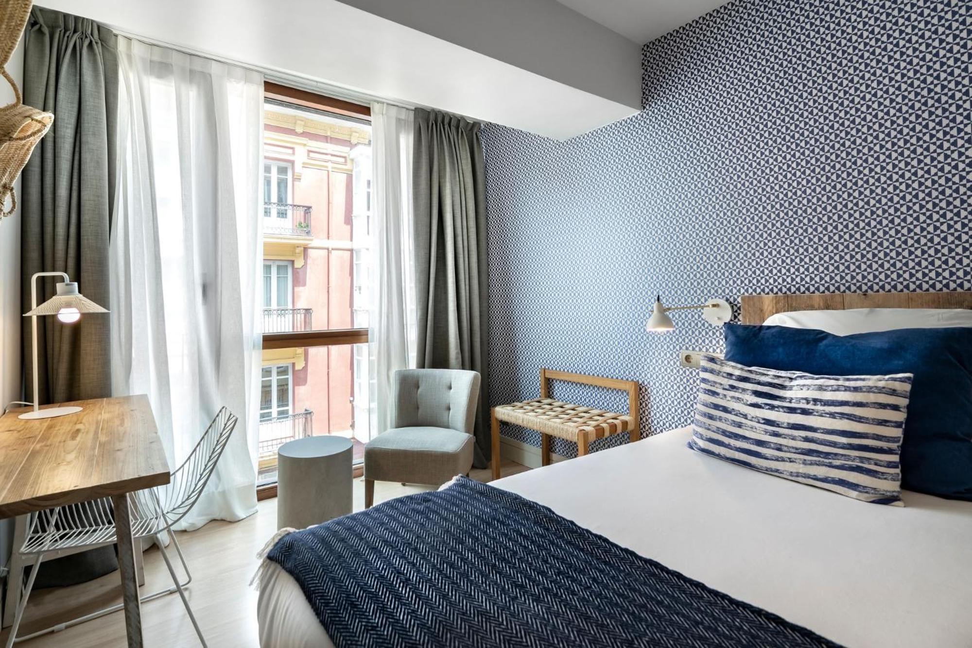 Room Extra Bed