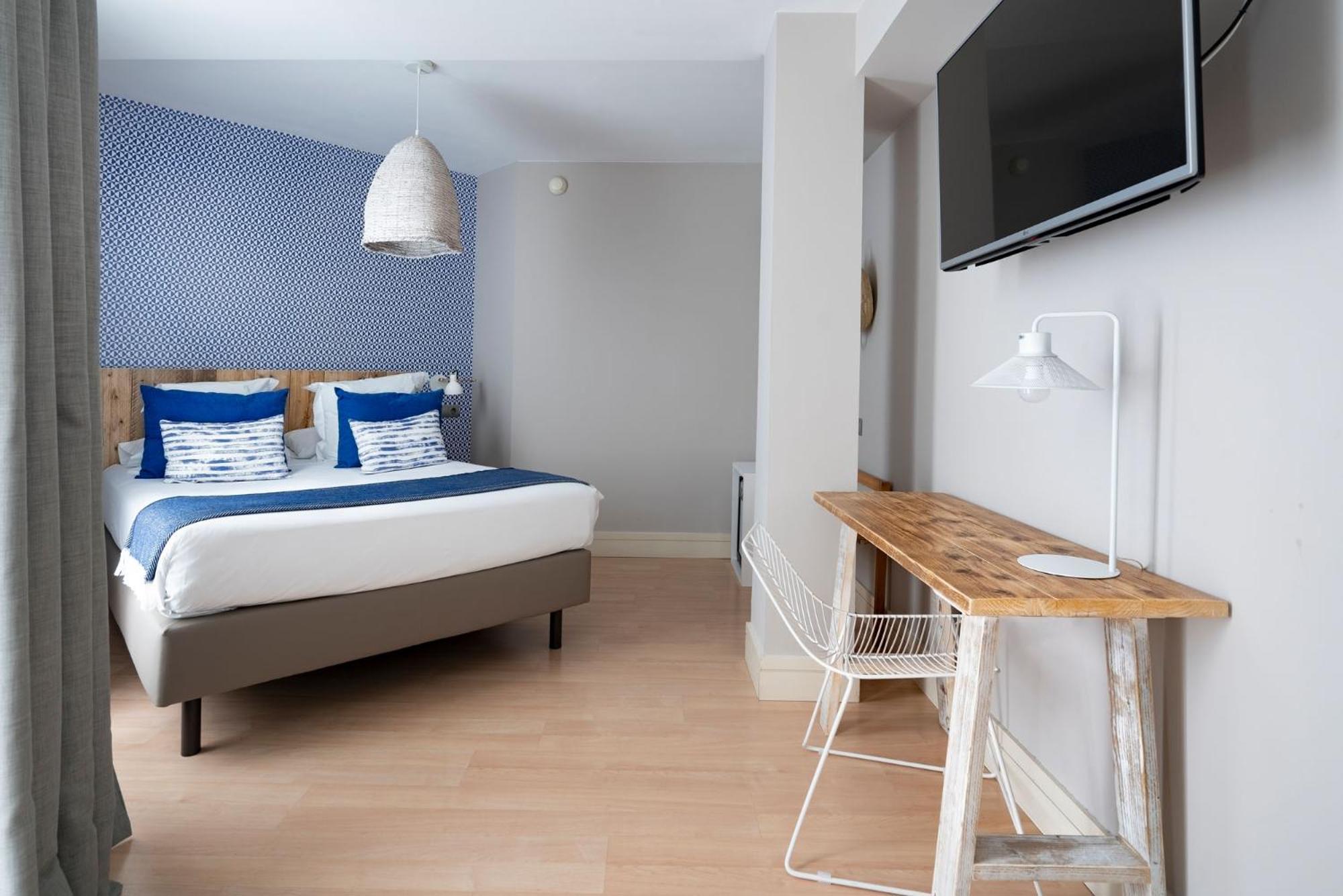 Room Extra Bed