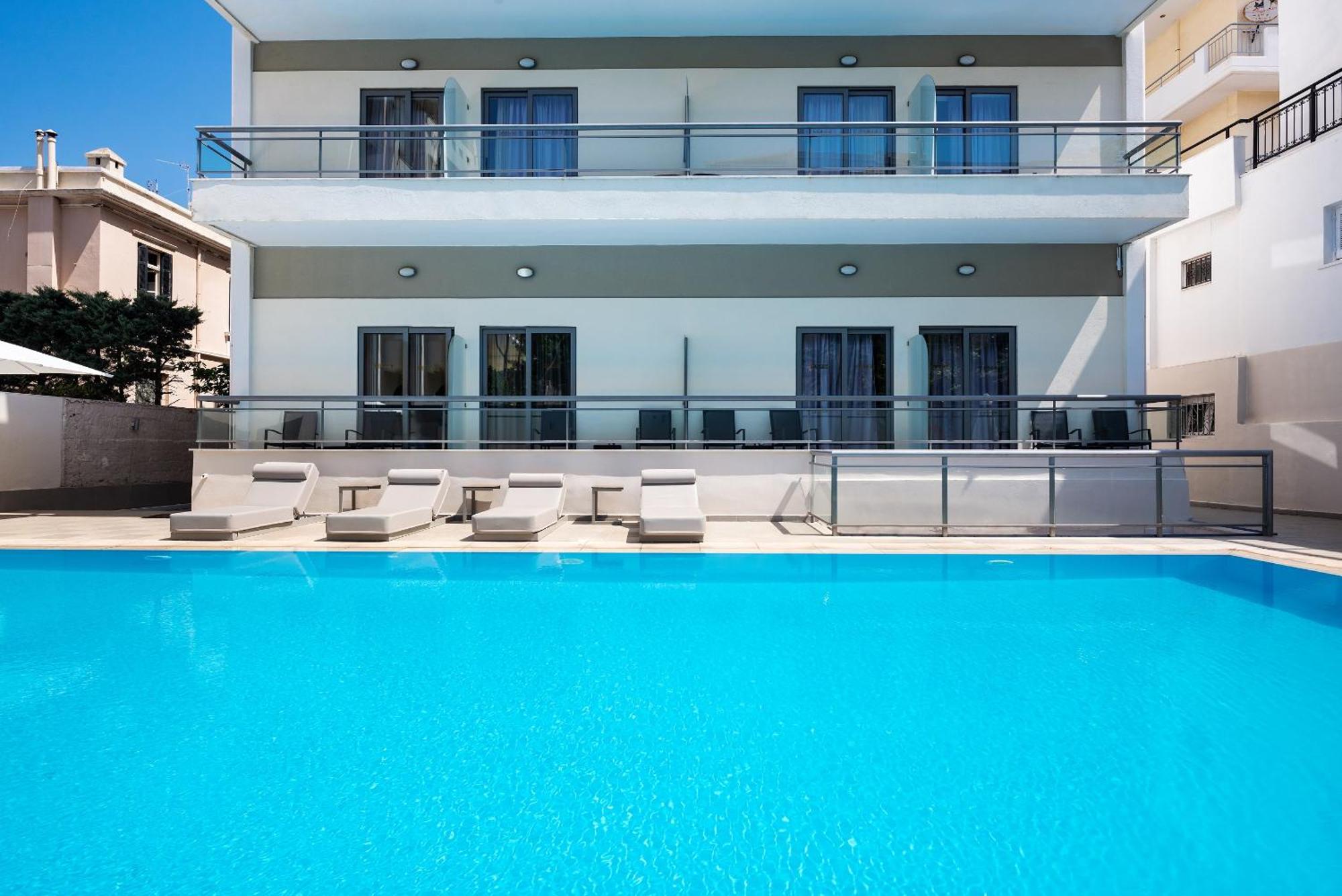 Classic Twin Room Pool View