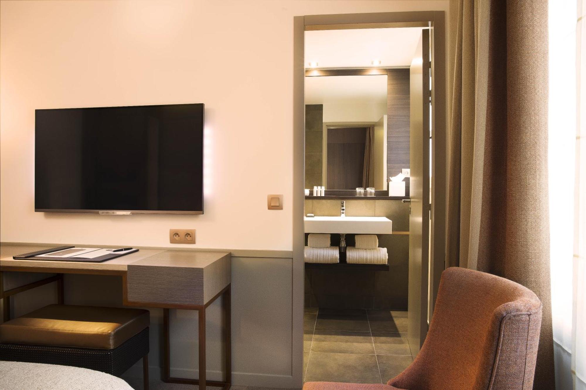 Superior Double or Twin Room,1208608576:JPEG