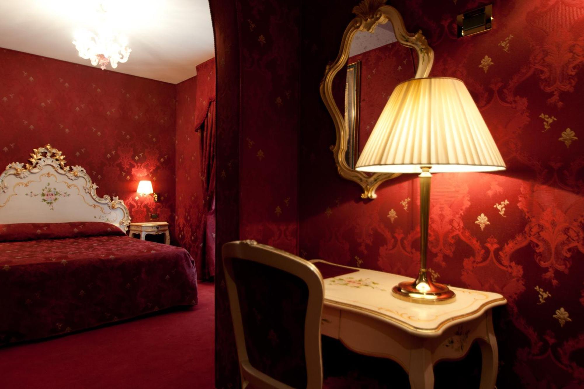 Superior Double Room,1498804150:JPEG