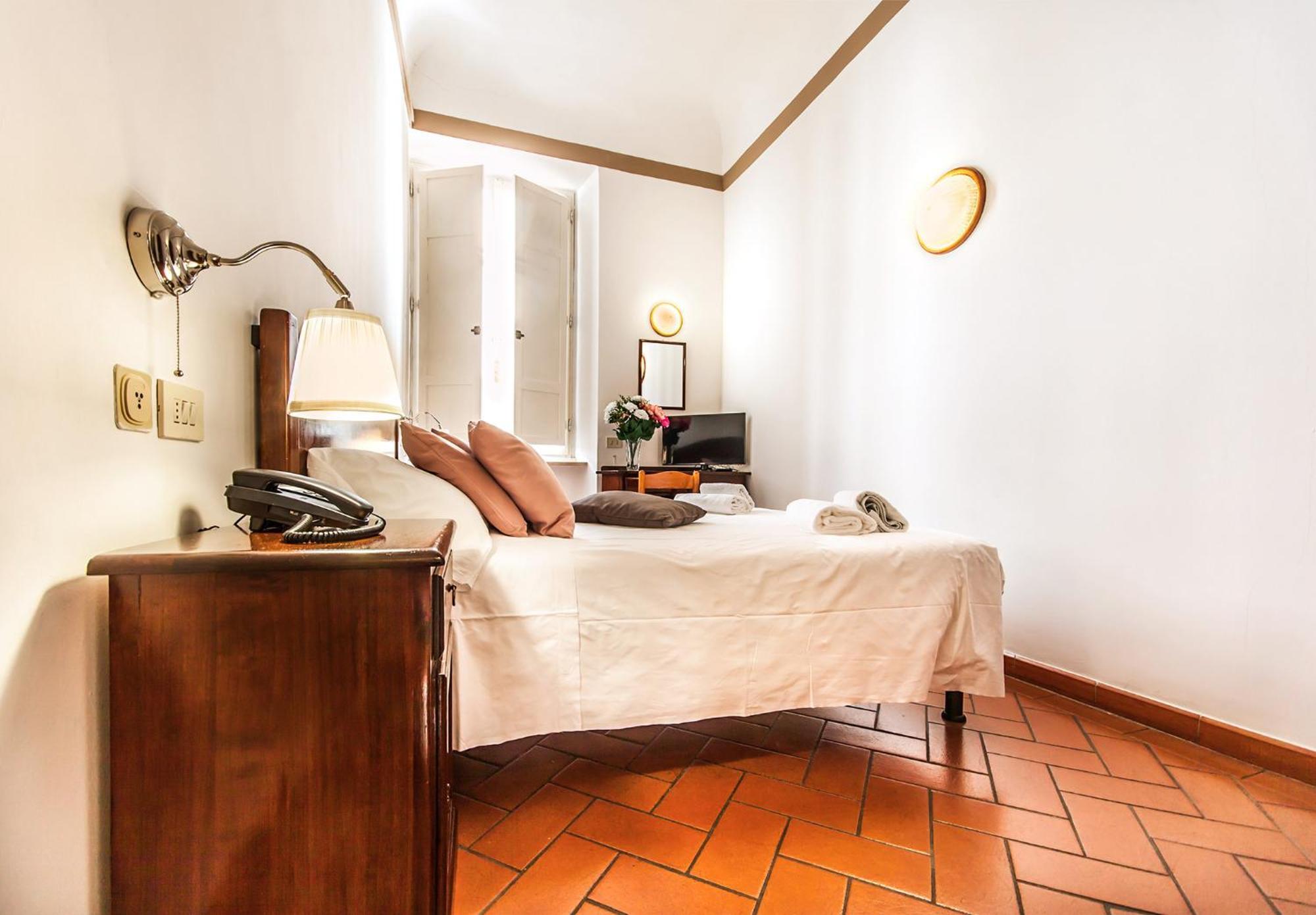 Double Room Duomo side view