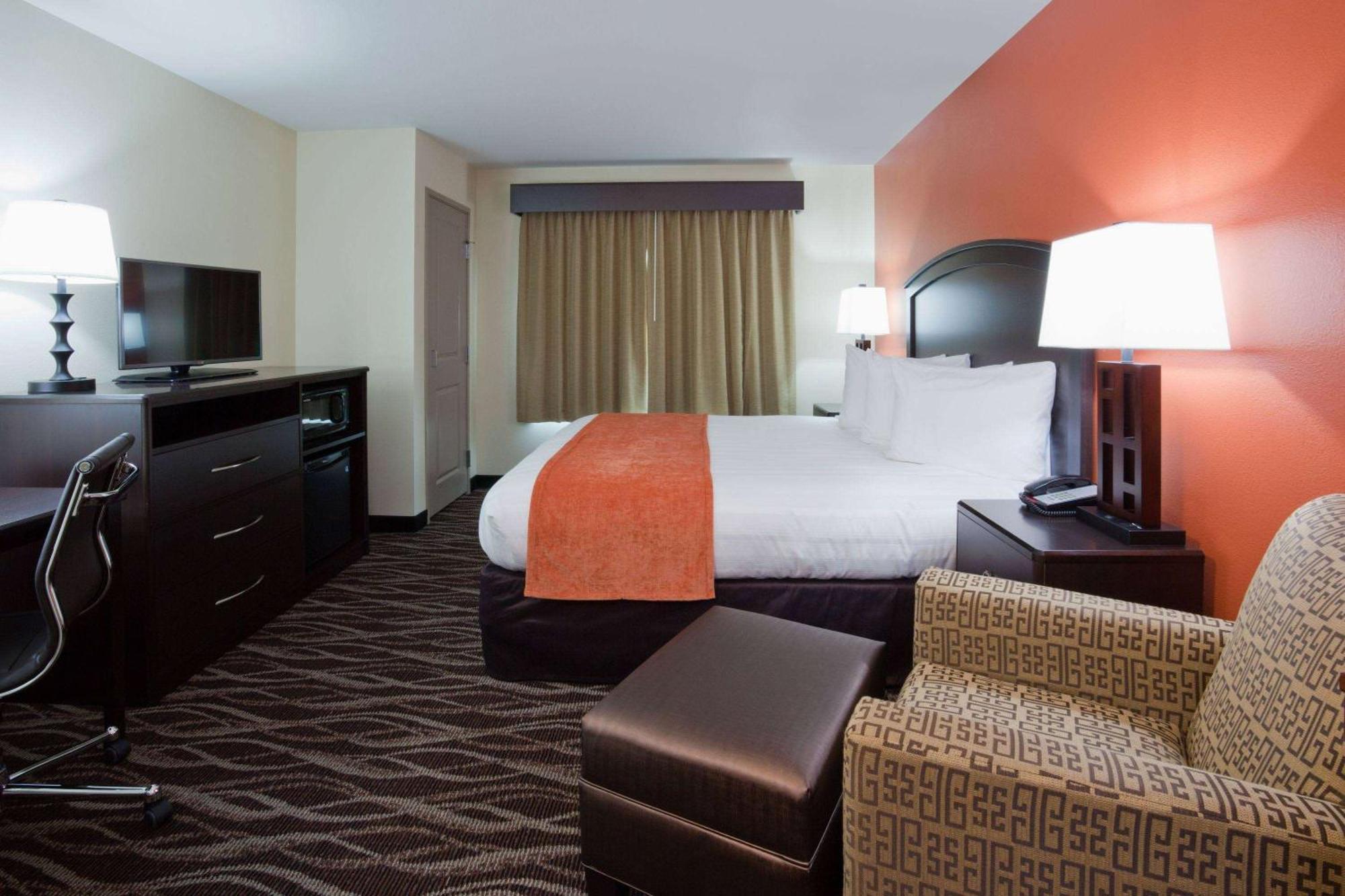 King Room - Mobility Access/Non-Smoking