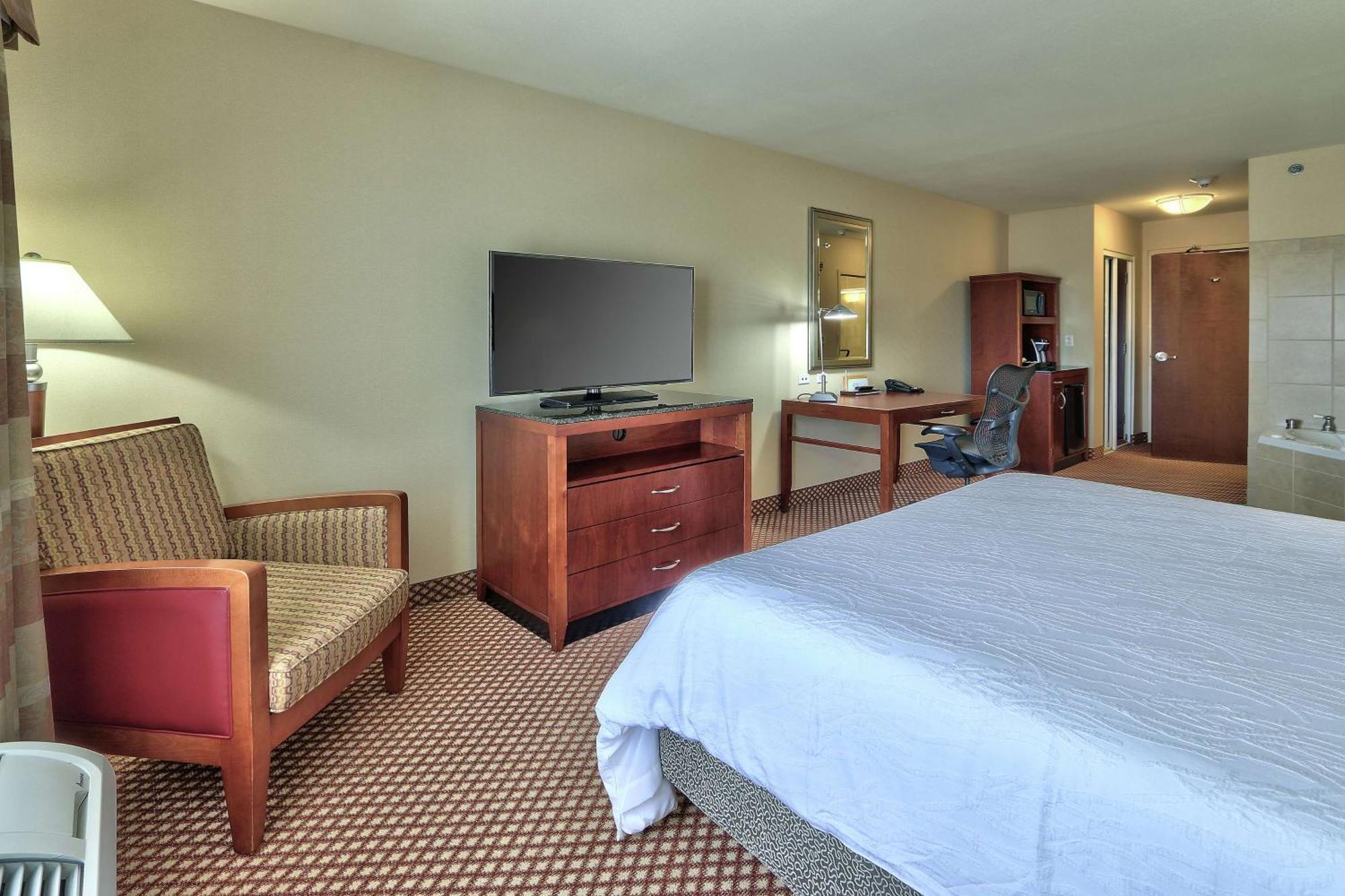 King Room with Whirlpool