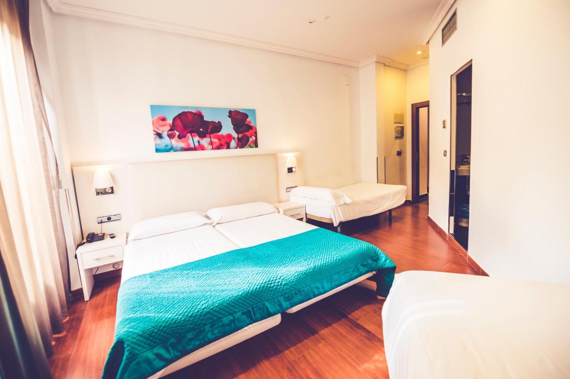Economy Quadruple Room