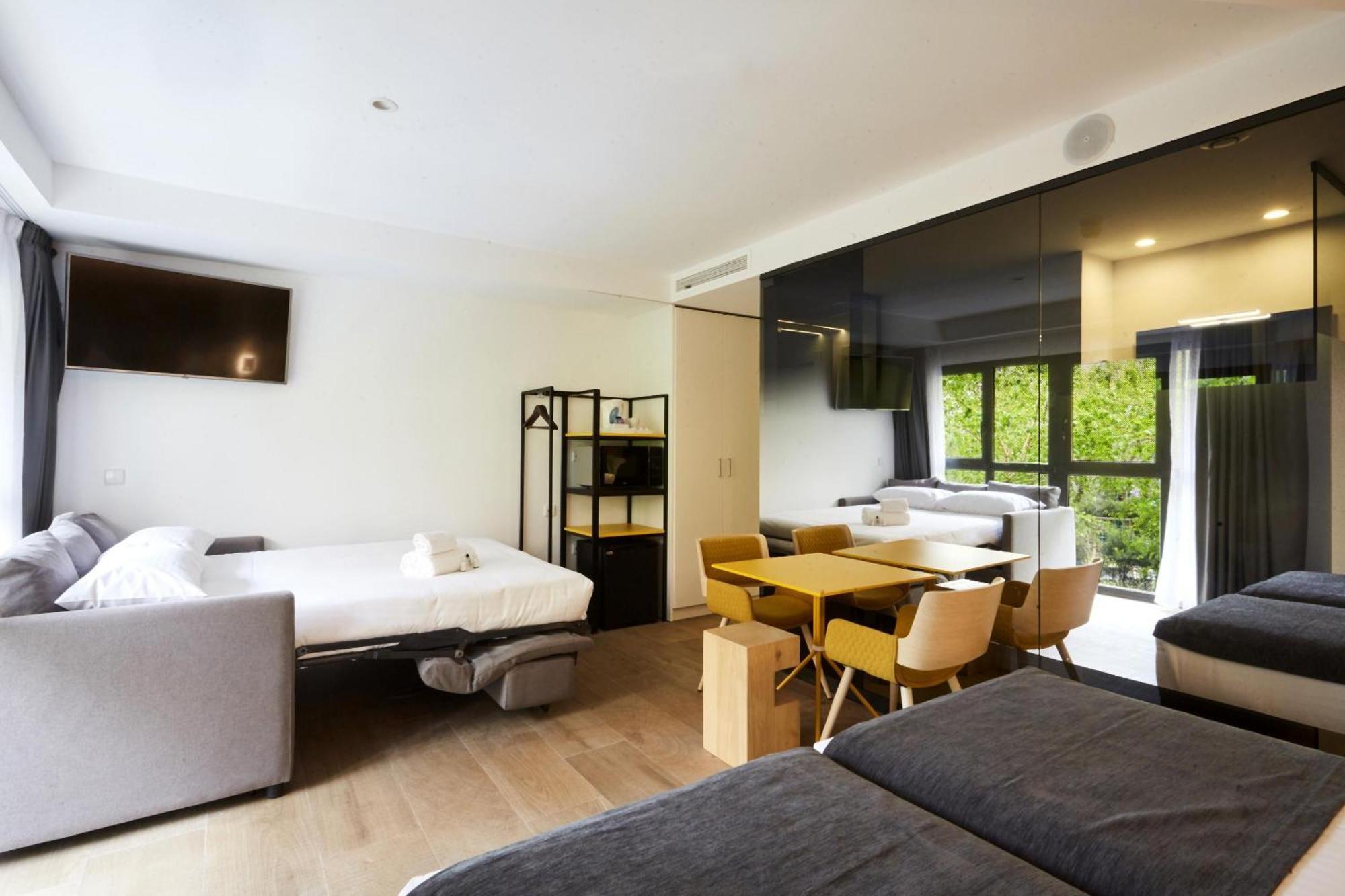 Superior Double or Twin Room,1285227253:JPEG
