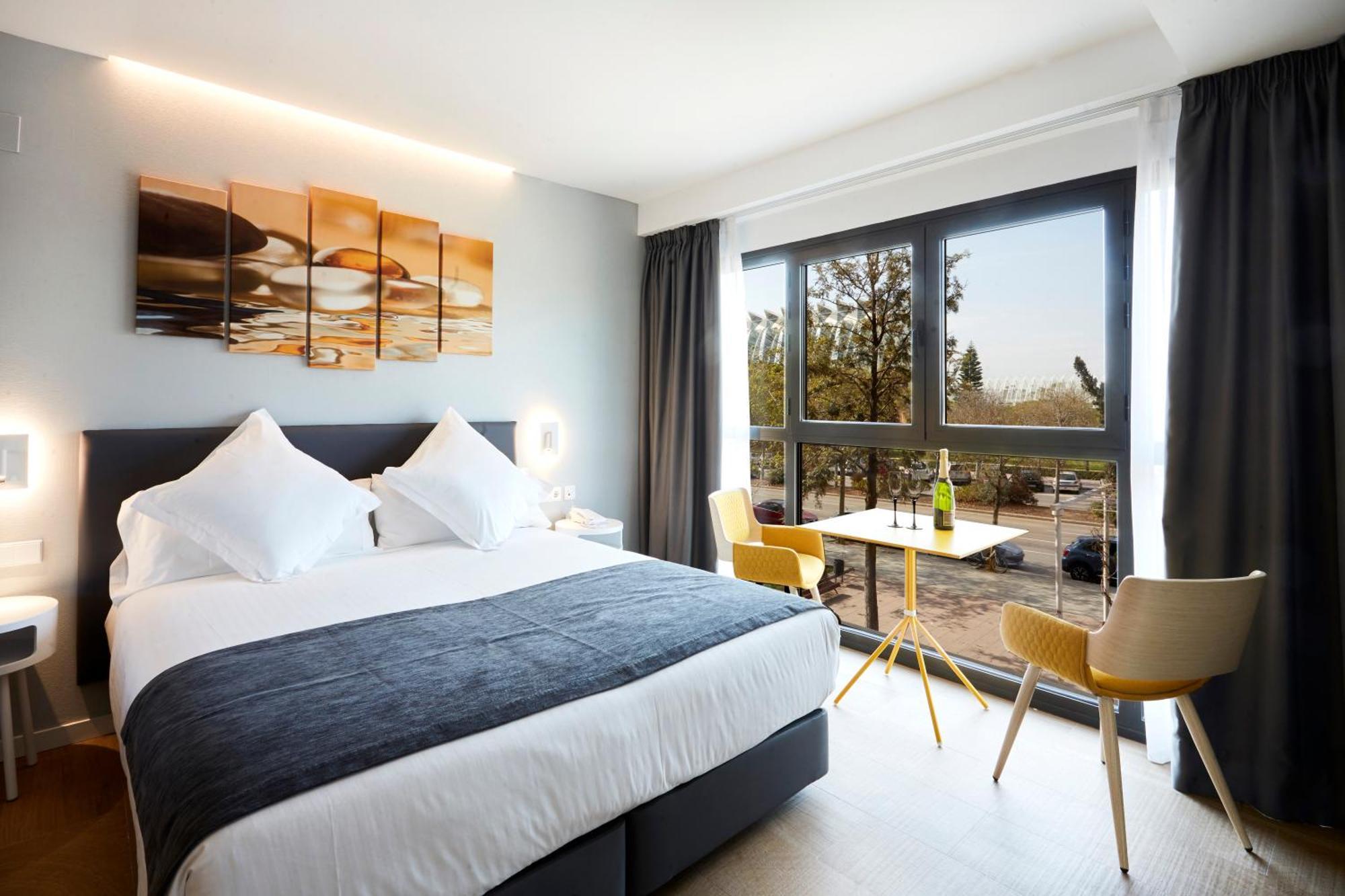 Standard Double or Twin Room,1285226404:JPEG