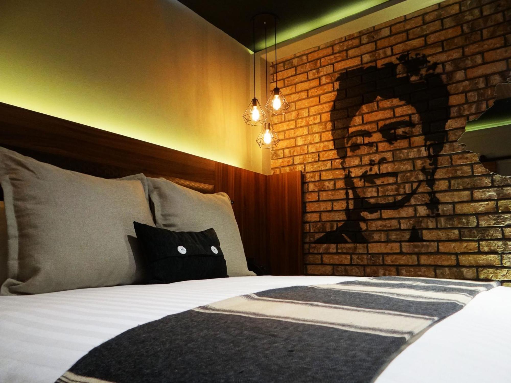 Deluxe King Suite,1285948432:JPEG