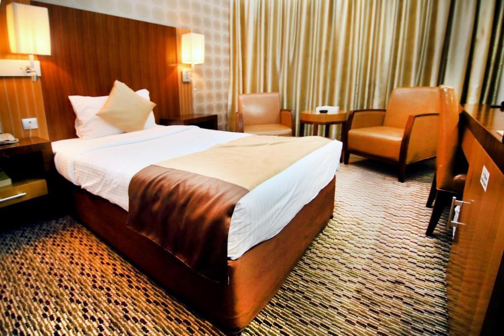 Standard King Room