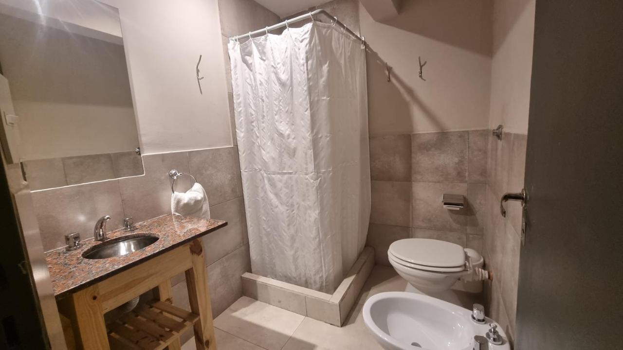 Quarto com 2 Camas de Solteiro